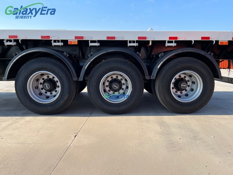 Flatbed Truck Trailer  For Sale