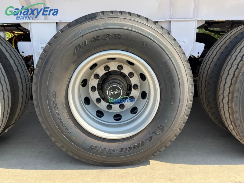 3 Axle Side Dump Semi Trailer