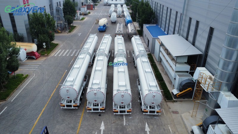 Fuel Tanker Trailer