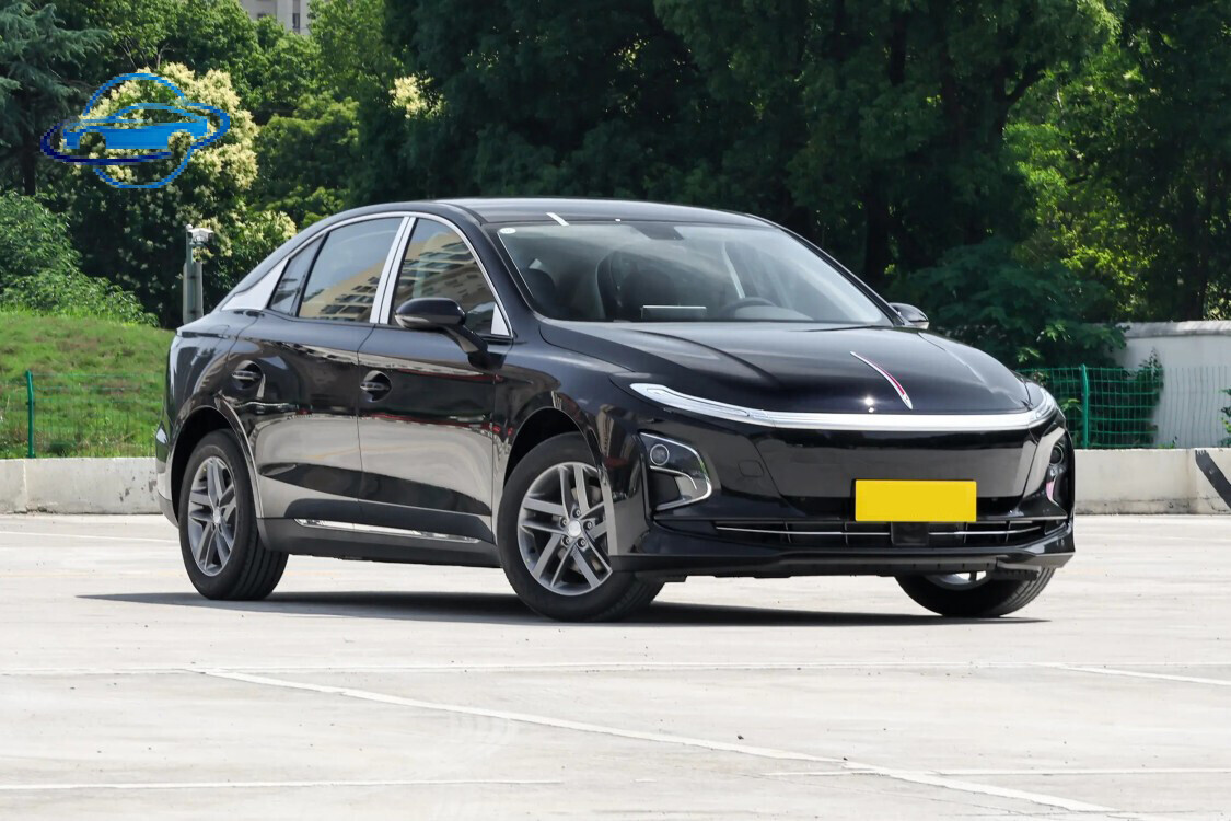 Hongqi E-QM5  2025