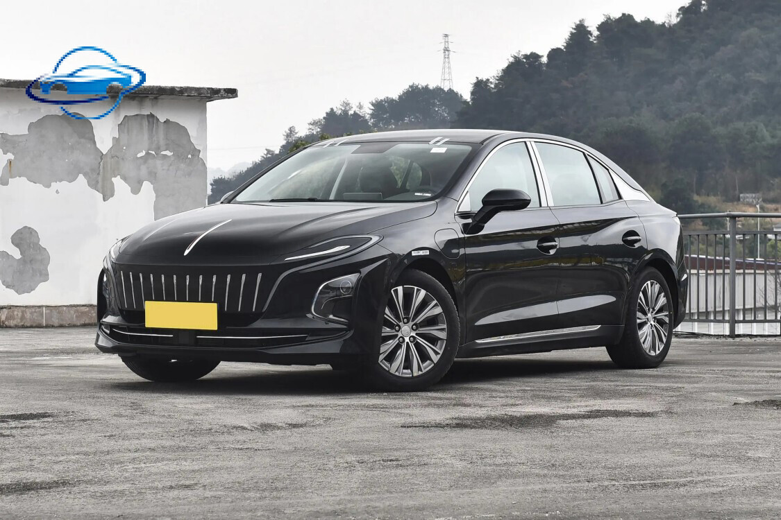 Hongqi E-QM5  2024