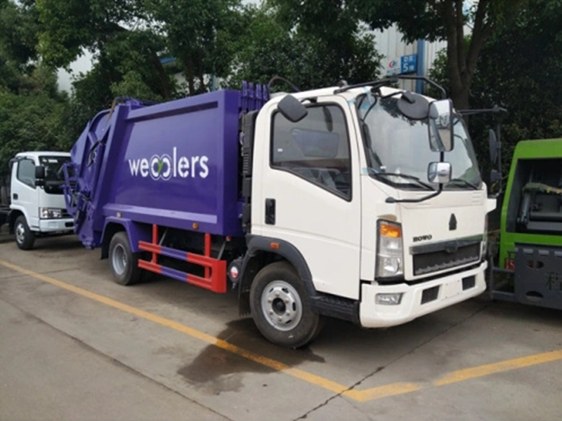 Sinotruk 6m³ Compressed Refuse Trucks