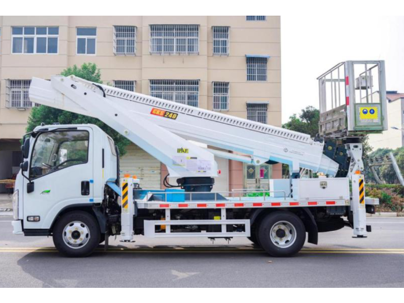 Isuzu 24-meter aerial work vehicle