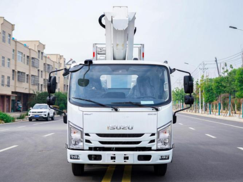 Isuzu 24-meter aerial work vehicle