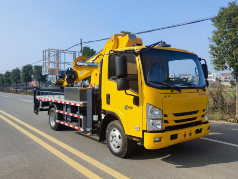 Isuzu 28-meter aerial work vehicle
