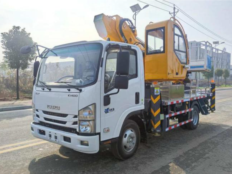Isuzu 30-meter aerial work vehicle
