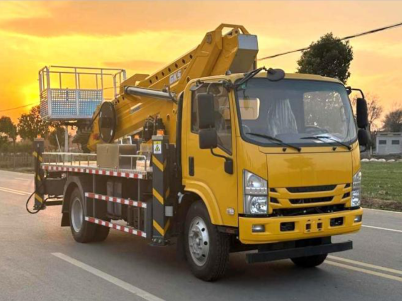 Isuzu 36-meter aerial work vehicle