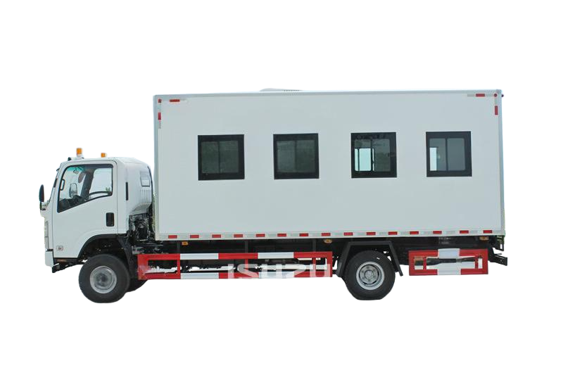 ISUZU 700P Combat Transport Vehicle