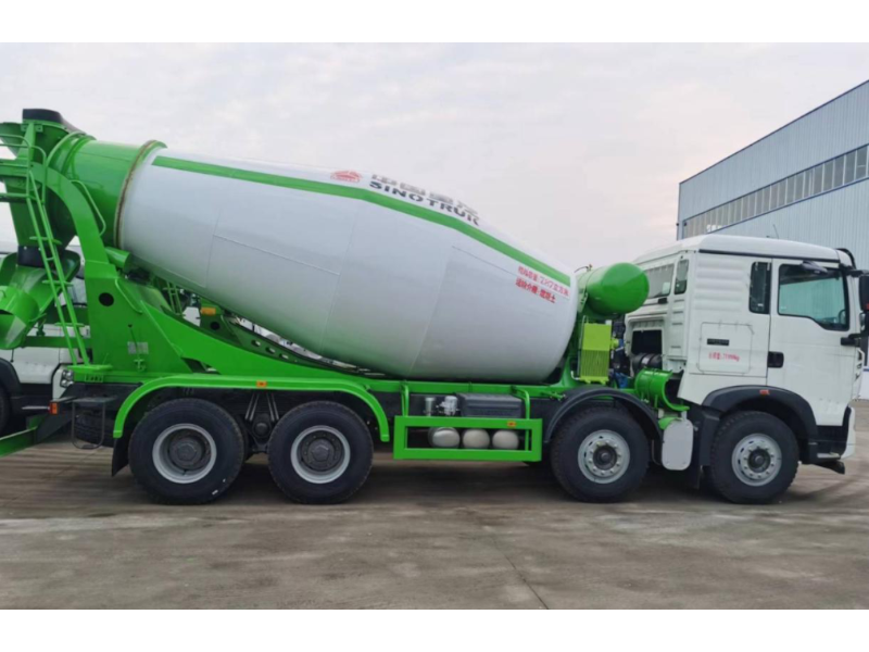 Shagang TX 12-cubic meter mixer truck
