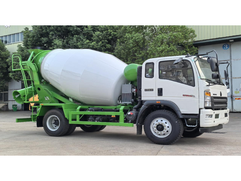Shagang Haowo 4X2 single-axle mixer truck