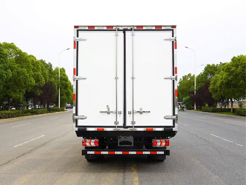 JAC Jianghuai Junling V5 Refrigerated Truck