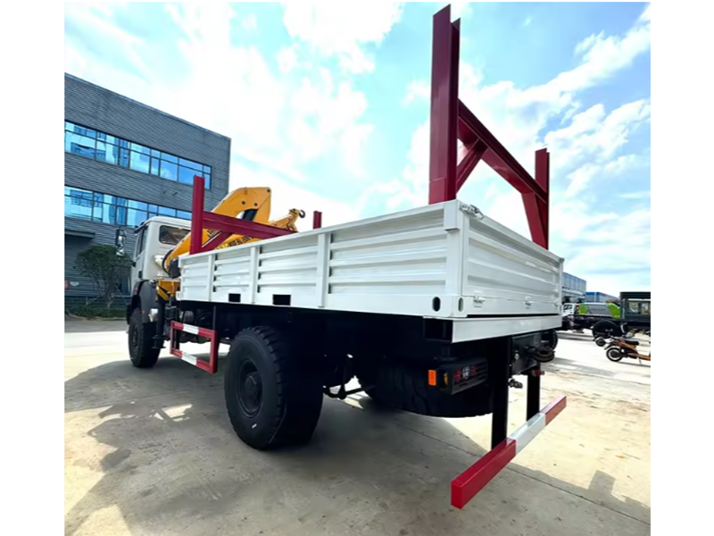 Beibun Full-Drive 4x4 Crane Truck - 10 Ton Folding Boom