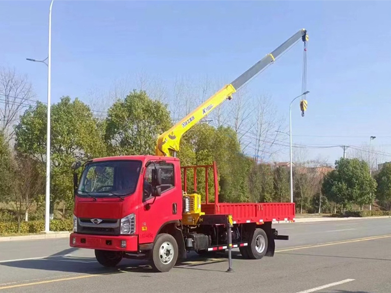 Futian 4-meter truck-mounted crane