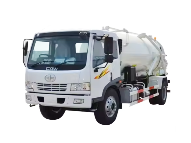 Jiefang 4X2 sewage truck with a capacity of 5 cubic meters