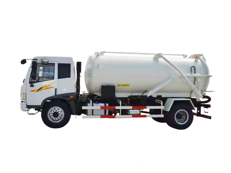 Jiefang 4X2 sewage truck with a capacity of 5 cubic meters