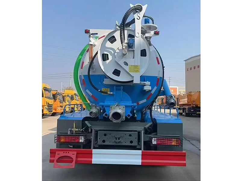 Shagang 4X2 sewage truck with a capacity of 12 cubic meters