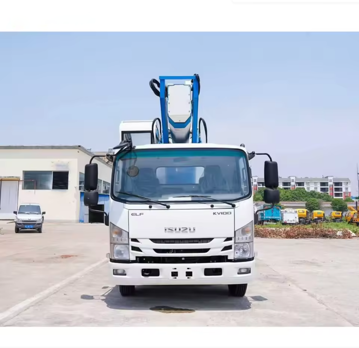 Camion Isuzu pour opérations en haute altitude, camion plateforme aérienne QingLing Isuzu 28m avec petit bras