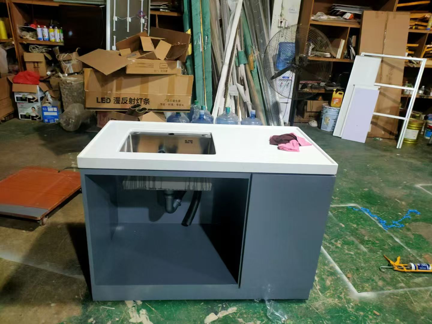Water purifier display cabinet
