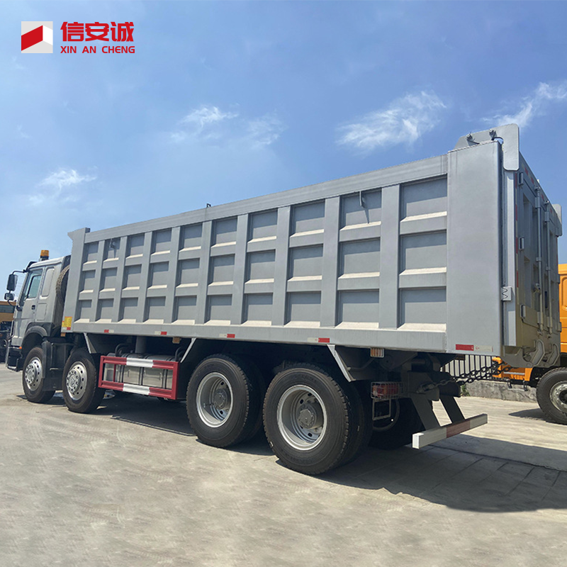 HOWO 371 8X4 Dump Truck