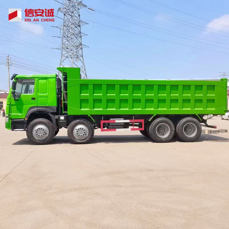 SINOTRUK HOWO 375HP 8x4 12 wheels Dump Truck Loading 50 tons Dump Truck