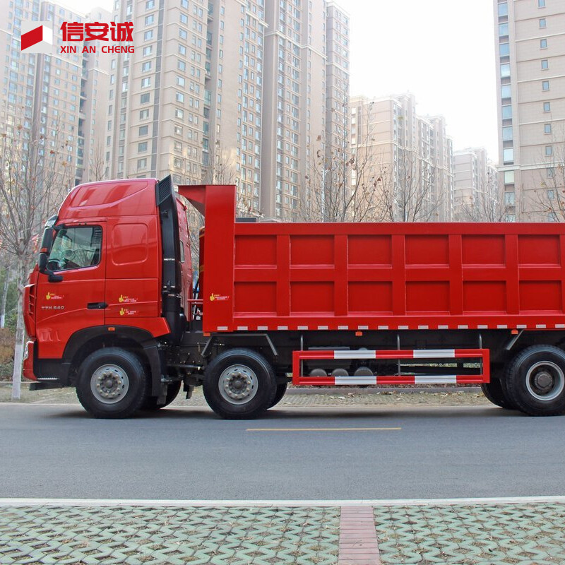 SINOTRUK HOWO T7H 540HP Heavy Duty Truck 8x4 8.5m Dump Truck