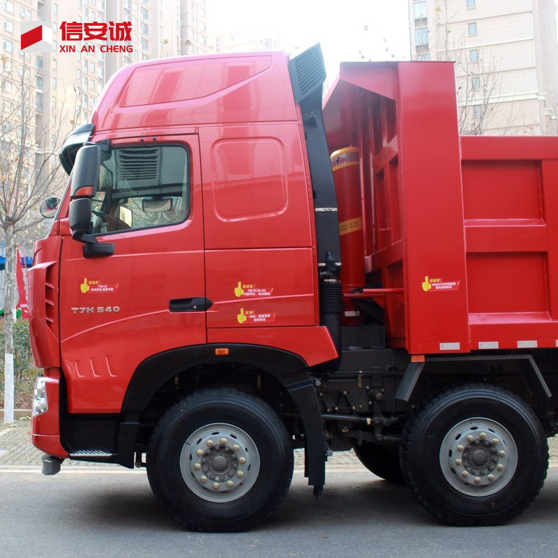 SINOTRUK HOWO T7H 540HP Heavy Duty Truck 8x4 8.5m Dump Truck