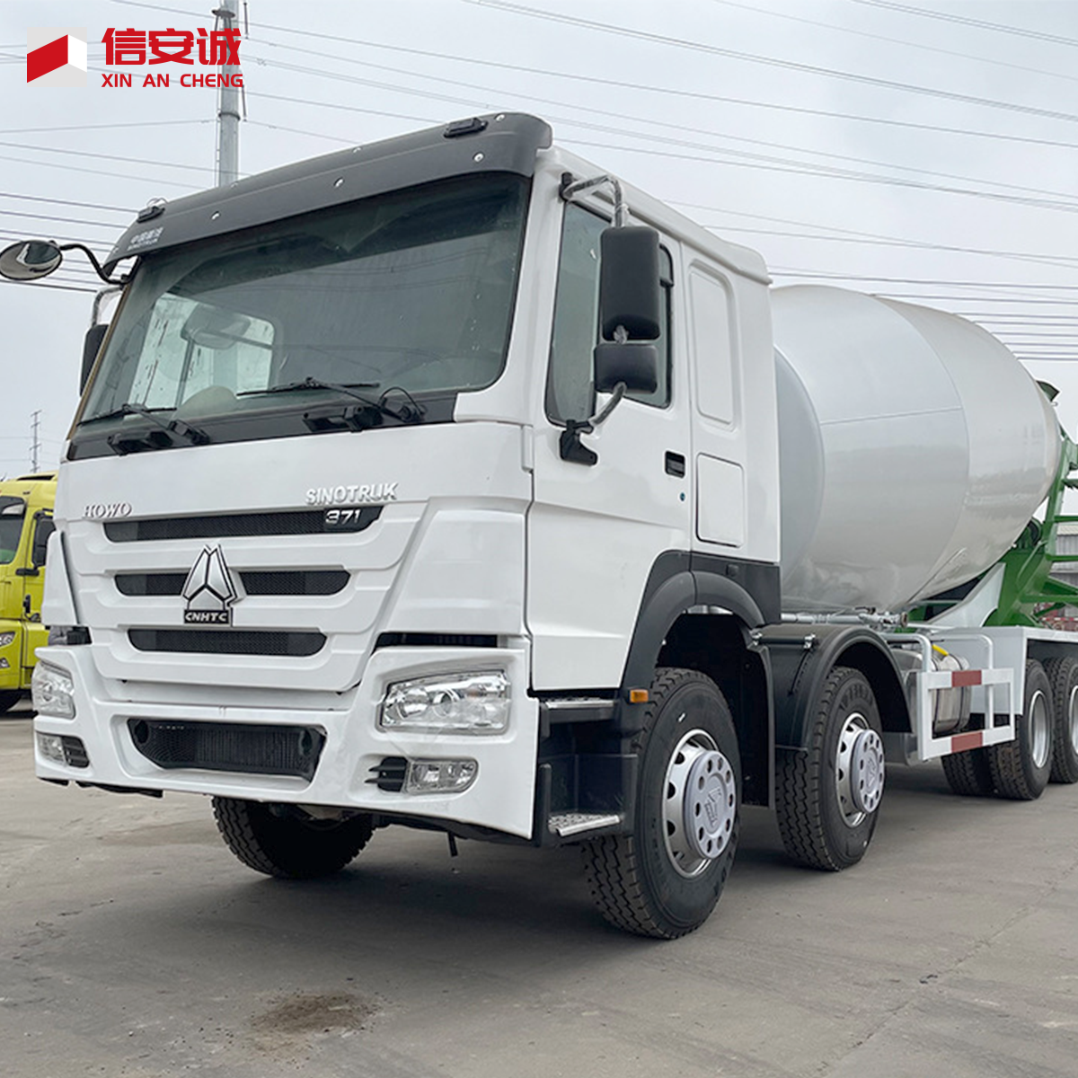 Howo 371 8X4 Concrete Cement Mixer Truck