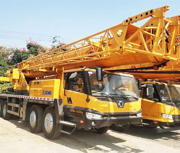 XCMG 70-ton second-hand truck-mounted crane