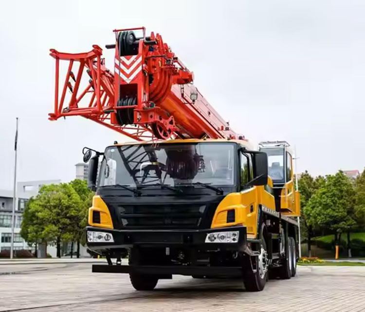 Second-hand 12 ton 4-section boom small truck crane