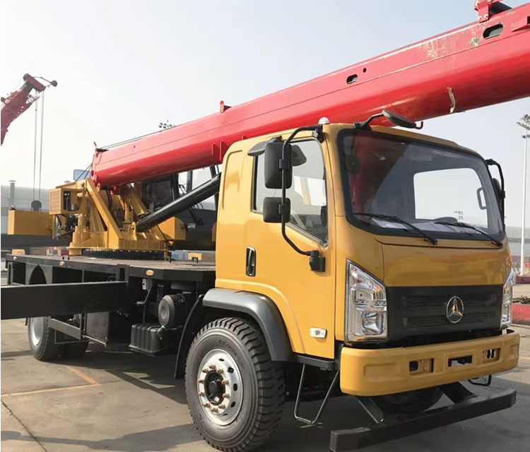 Second-hand 12 ton 4-section boom small truck crane