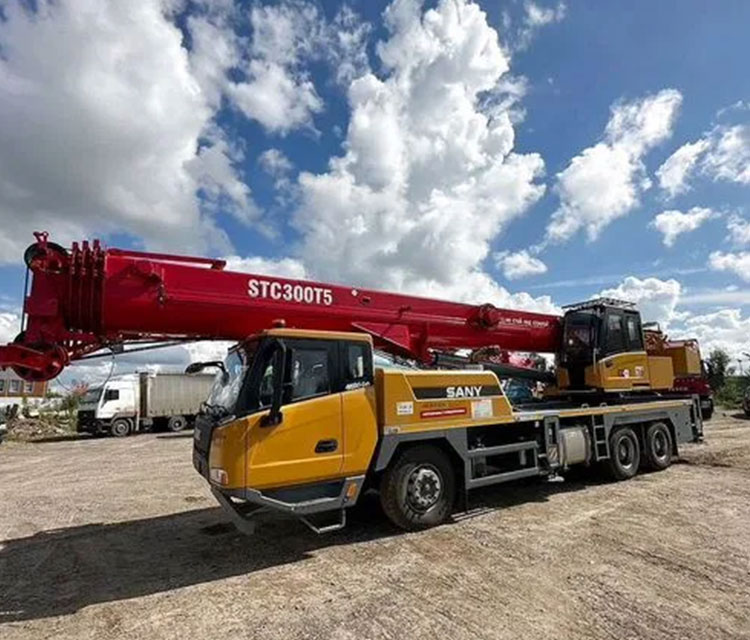 Best-selling 30 tons aerial work platform crane