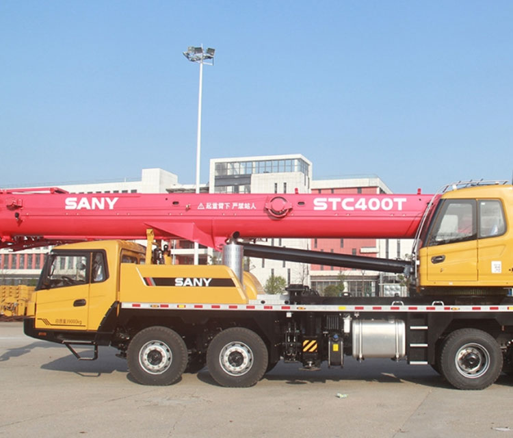 Used 44.5m 40 Ton Mobile Boom Pump High Quality Crane