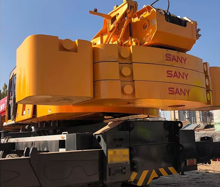 High Performance Truck Crane 100 Tons Made in China