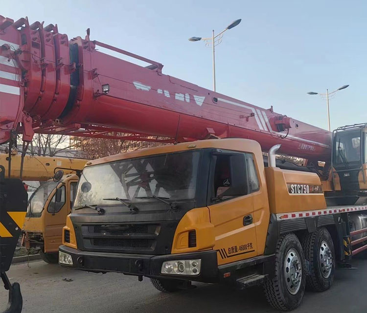 High Performance STC750 Hydraul Crane Truck 75 Ton Mobile Crane