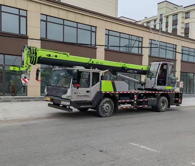 2015-2023 Years 12 Ton Used Telescopic Straight Boom Mobile Crane 