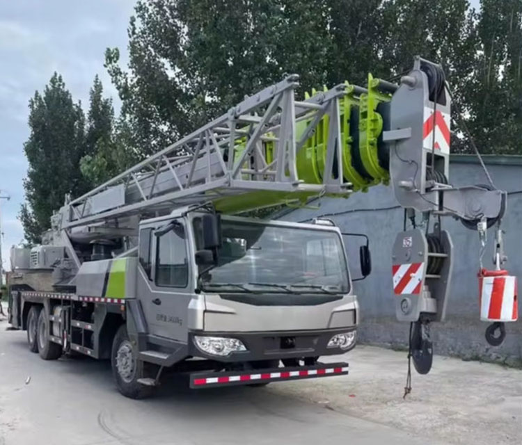 2019 Years 35t Second-hand Heavy Lift Construction Crane 