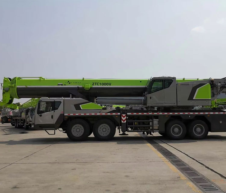 100 Ton Lifting Capacity Second Hand Mobile Crane with Telescopic Boom