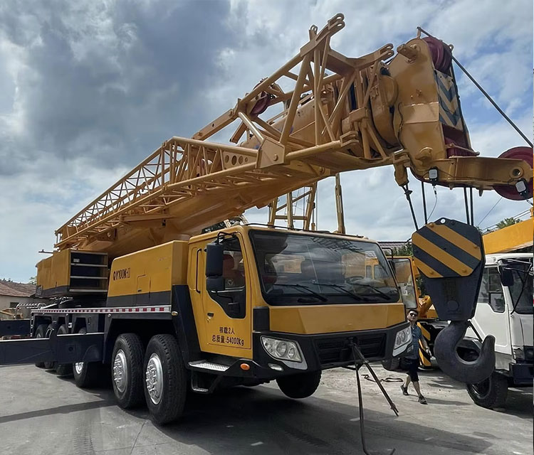 Second-hand low-price wheeled car crane QY100K-2