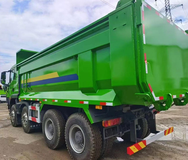 Sinotruk Howo 8*4 Diesel Engine 371 Hp U Shape Dumper