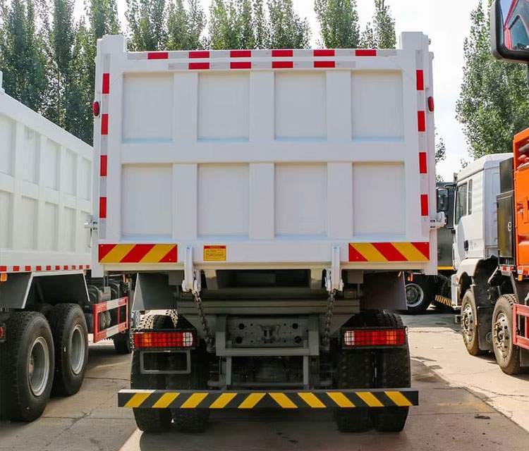 Used Sinotruk Howo 400hp Diesel Heavy Truck 10 Wheel Euro 2 