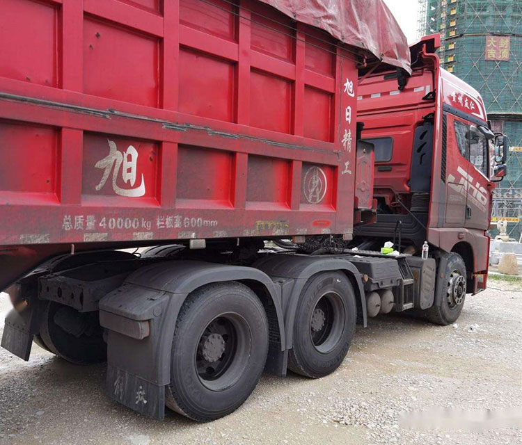 FAW Jiefang JH6 Heavy-Duty 6X4  Edition with 550HP