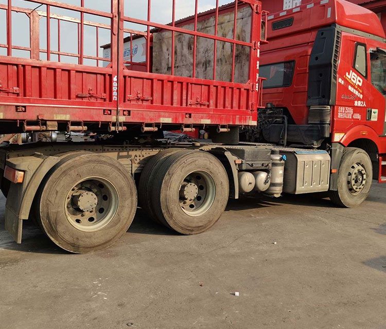 FAW Jiefang J6P 6X4 Euro V Classic Edition Heavy-Duty Tractor Truck