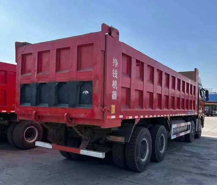 FAW J6P Second-Hand 8*4 Dump Truck 12-Wheels Heavy-Duty 