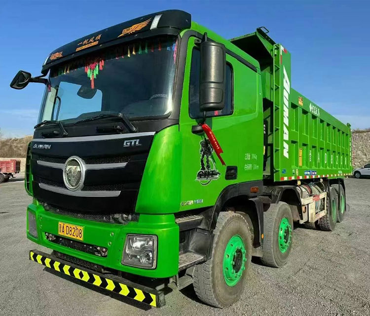 Used FOTON AUMAN Classic Edition 8*4 Heavy-Duty Dump Truck 