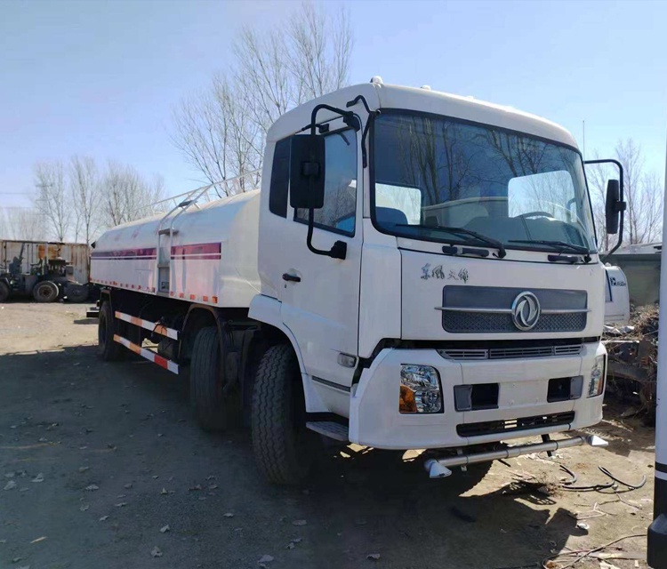 Dongfeng 6x2 high-pressure water cannon sprinkler truck with 8-wheel diesel engine