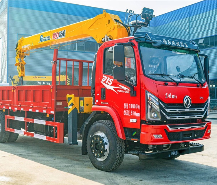 4*2 Dongfeng Chassis 8 Ton Crane Truck 