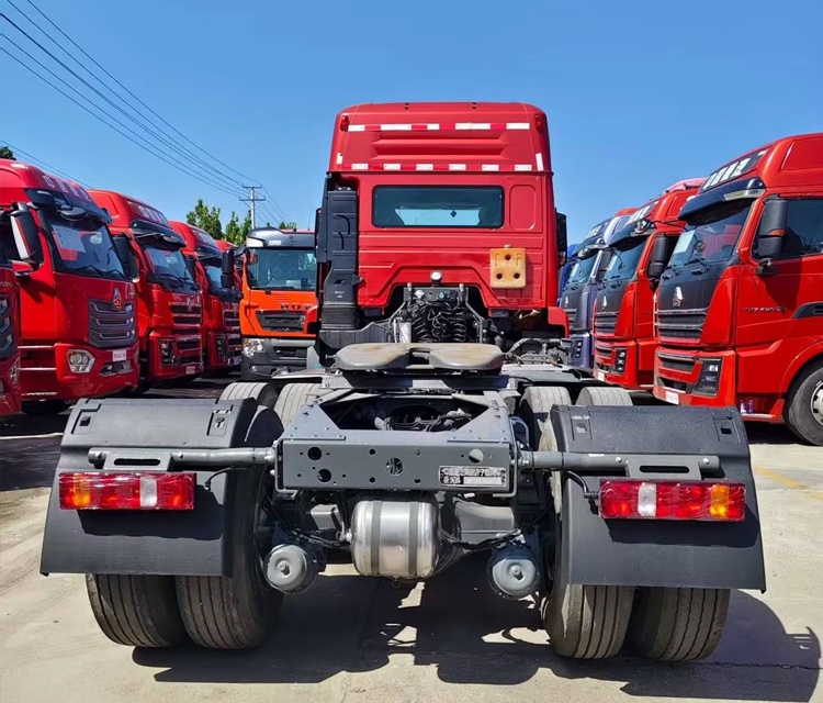 Used SINOTRUK HOHAN N7G 6x4 Heavy Duty  Drive Diesel