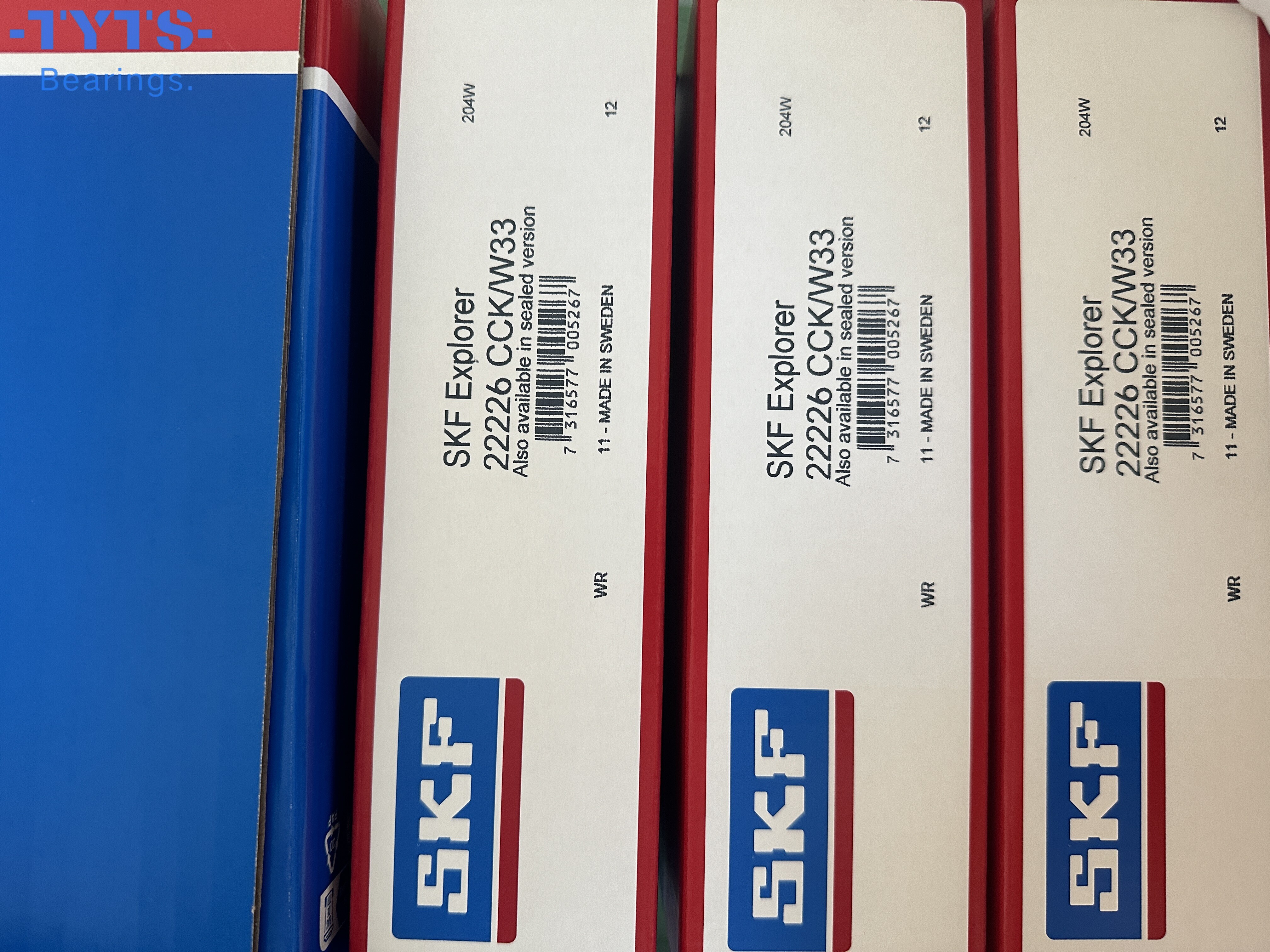 22226CCK/W33     self-aligning roller bearing SKF  Original high quality