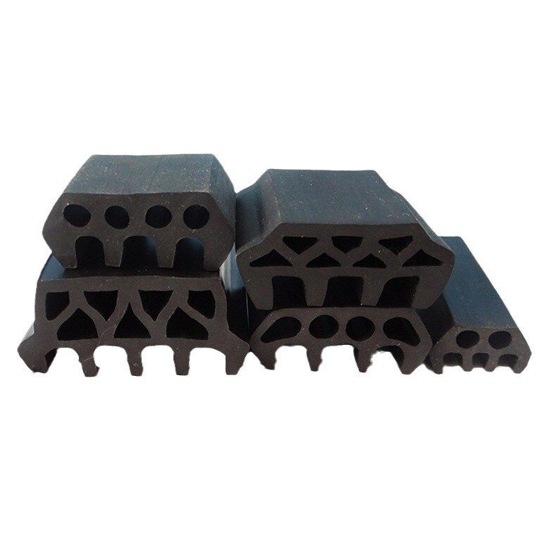 Elastic rubber seals