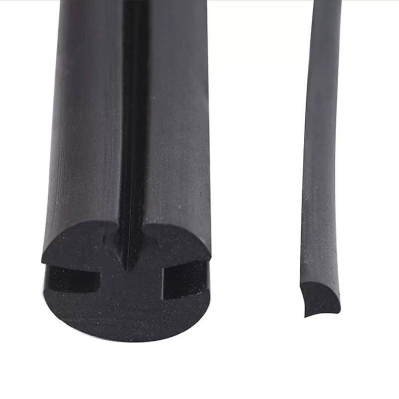 Automobile windshield seal strip